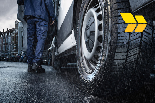 V západní Evropě jezdí na celoročních pneu až polovina řidičů