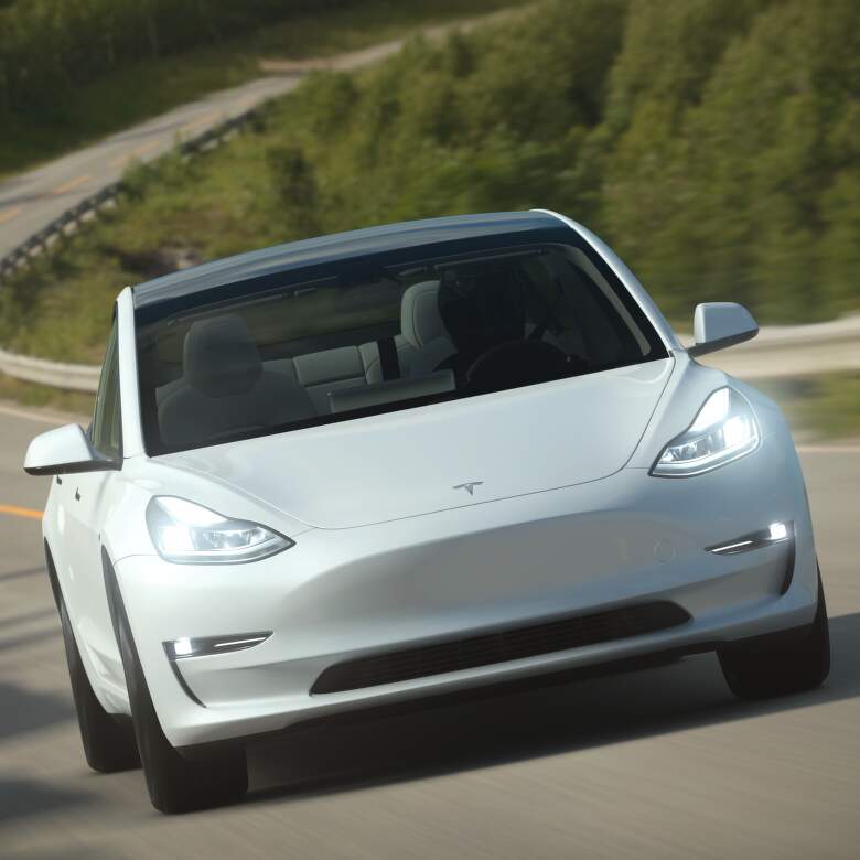 Tesla 3 gumiabroncsok