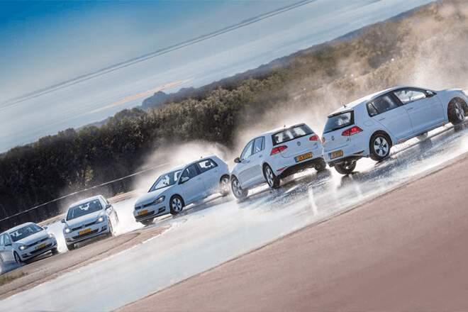 Redaktoři ViBilagare při testování využili celkem 5 vozů Volkswagen Golf. 