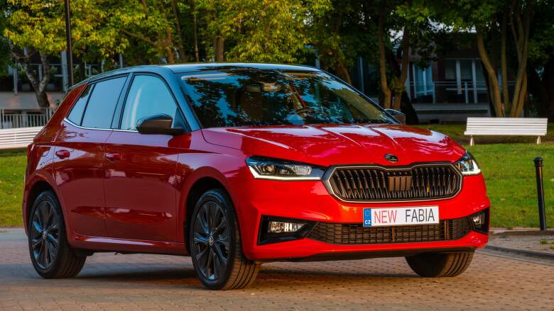 Škoda Fabia 4. generácie je prvou Fabiou na modulárnej platforme MQB-A0, ktorú zdieľa s VW Polo VI, Seatom Ibiza piata generácia.