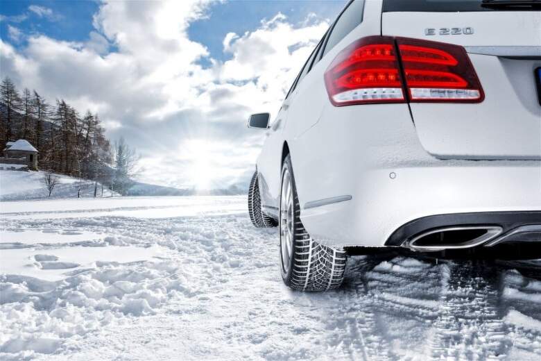 Test celoročných pneumatík 205/55 R16 – Auto Express 2026